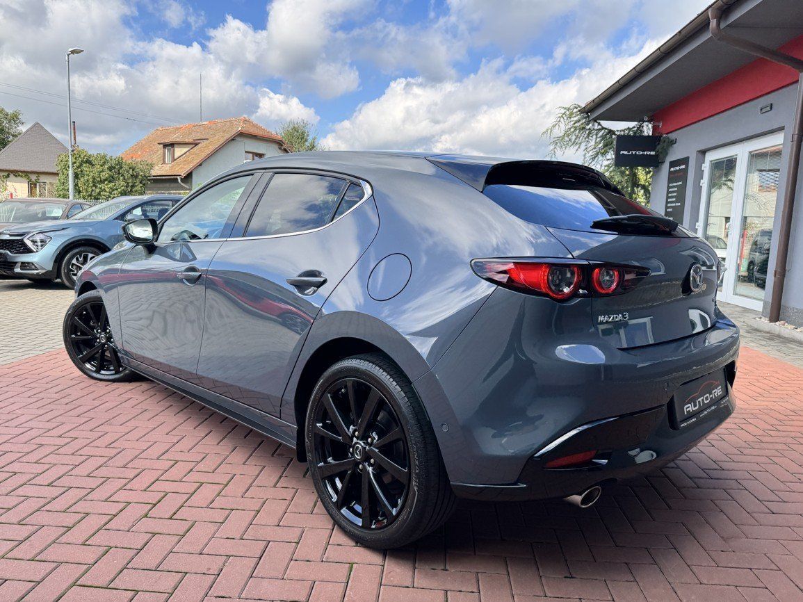 Mazda 3, 2.0i G122 LED Navi Bose Kamera - fotka 3