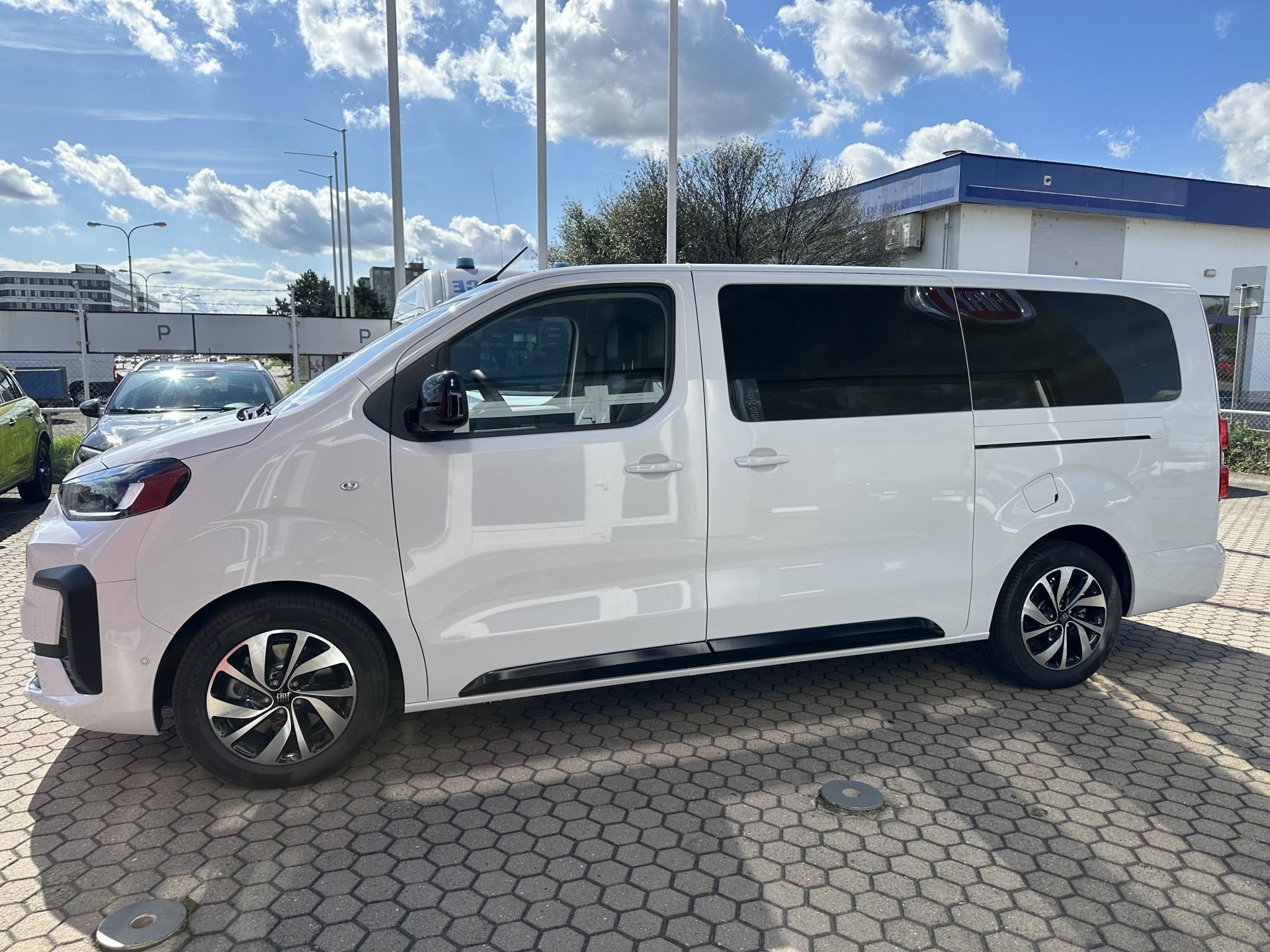 Fiat Ulysse, La Prima 2,2 Mtj 180k AT8 L3 - fotka 4