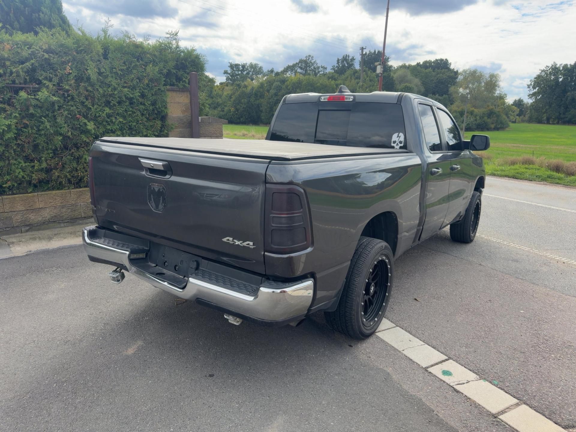Dodge Ram 1500, 3,6 Bighorn Lonestar Quad 4x4 - fotka 3
