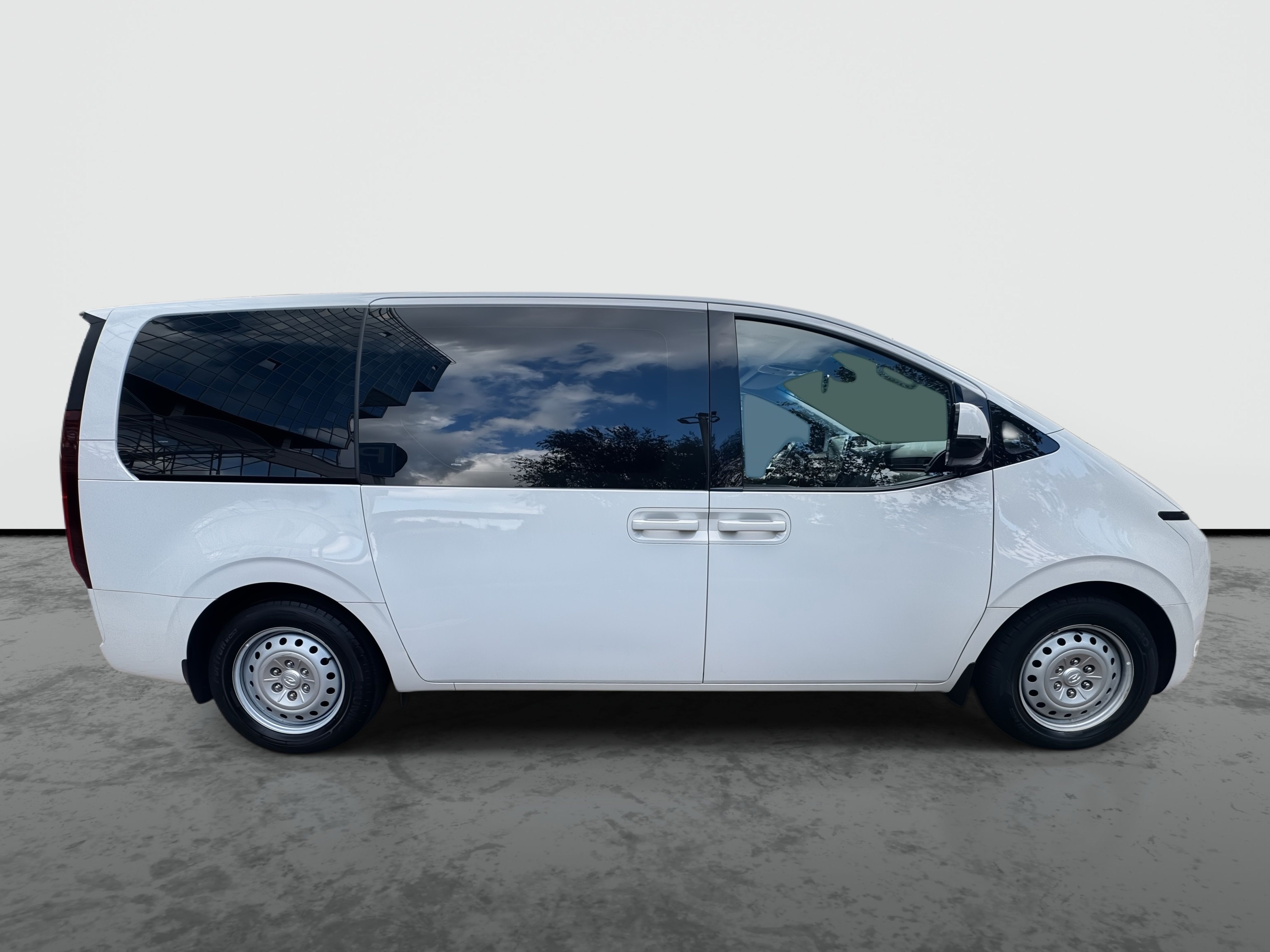 Hyundai Staria, 2.2 130kw COMFORT Kam DPH ČR - fotka 4