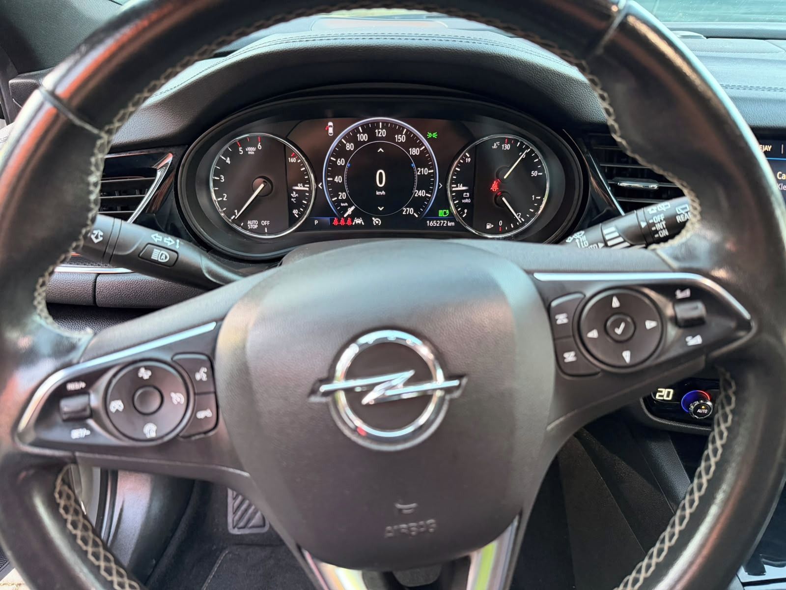 Opel Insignia, 2.0 CDTI 128 kW  BUSINESS - fotka 5
