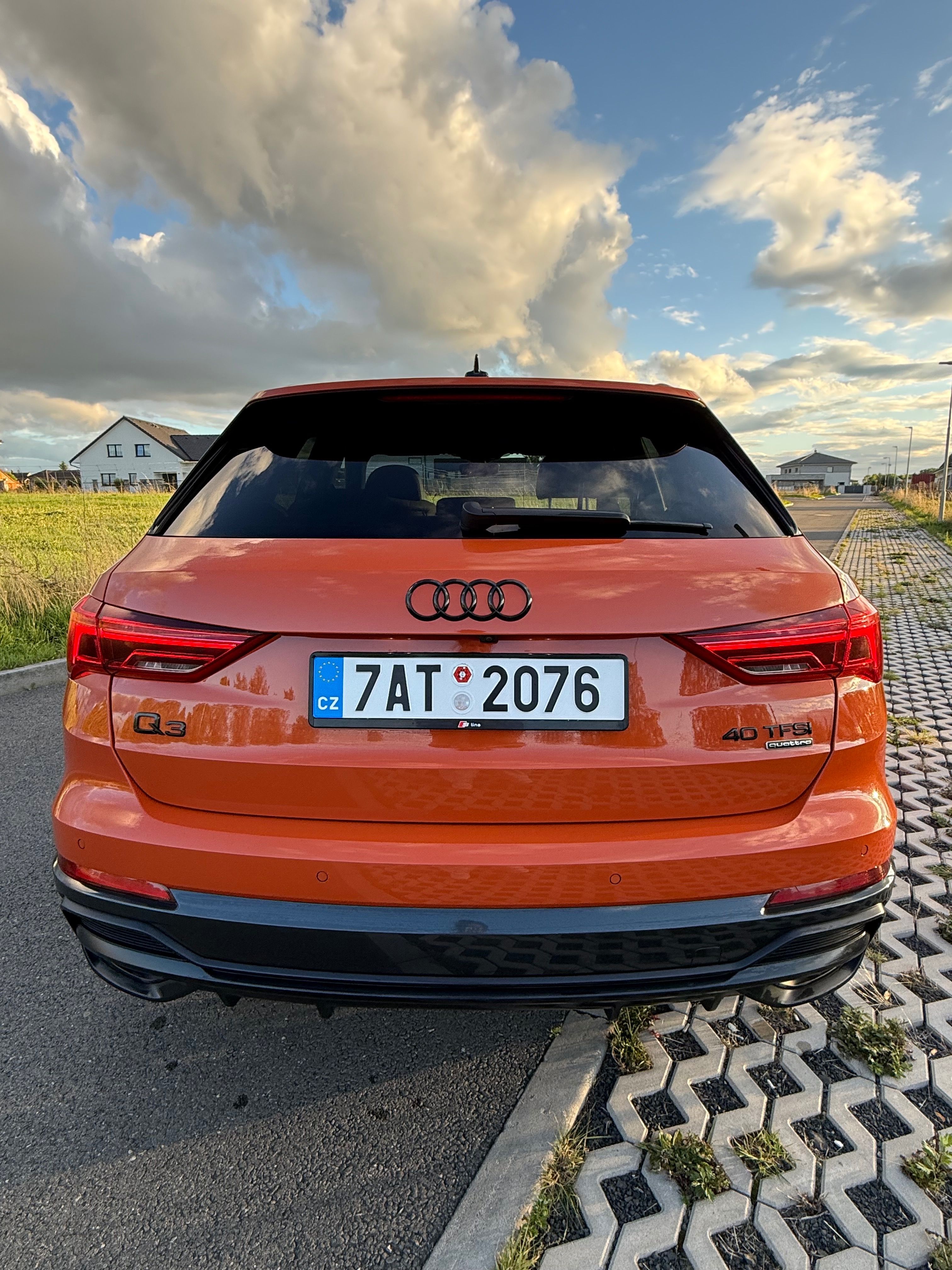 Audi Q3, 40TFSi S-line 140kw - fotka 4