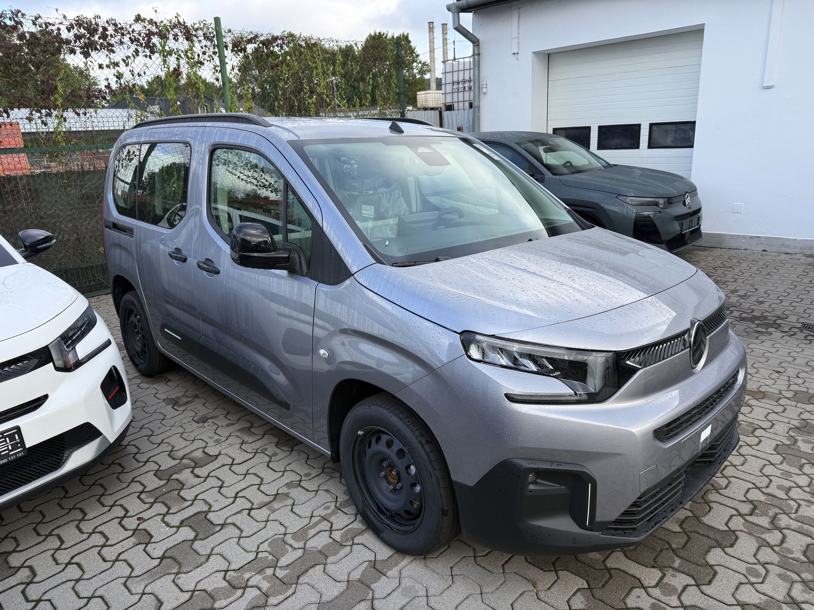 Citroën Berlingo, PLUS Petrol 110k Manual - fotka 3
