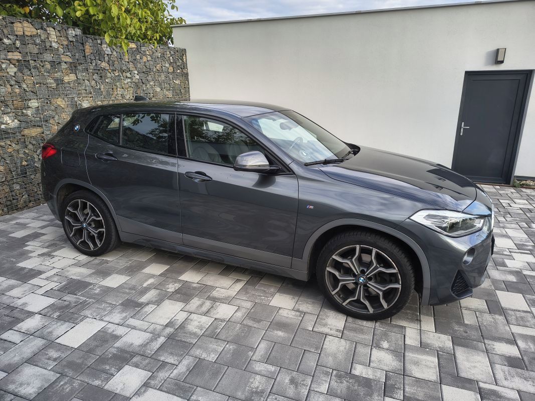 BMW X2, sDrive20i, M Paket - fotka 6