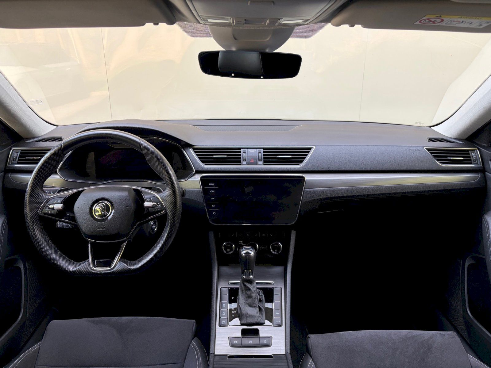 Škoda Superb, 2.0 TDI 147kW Style Plus DSG - fotka 5