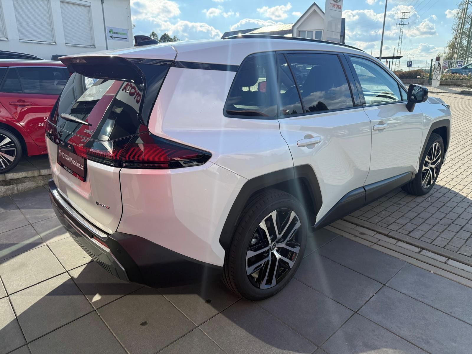 Toyota Rav4, 2.5PHEV 309PS 4x4 ExecutiveSky - fotka 5