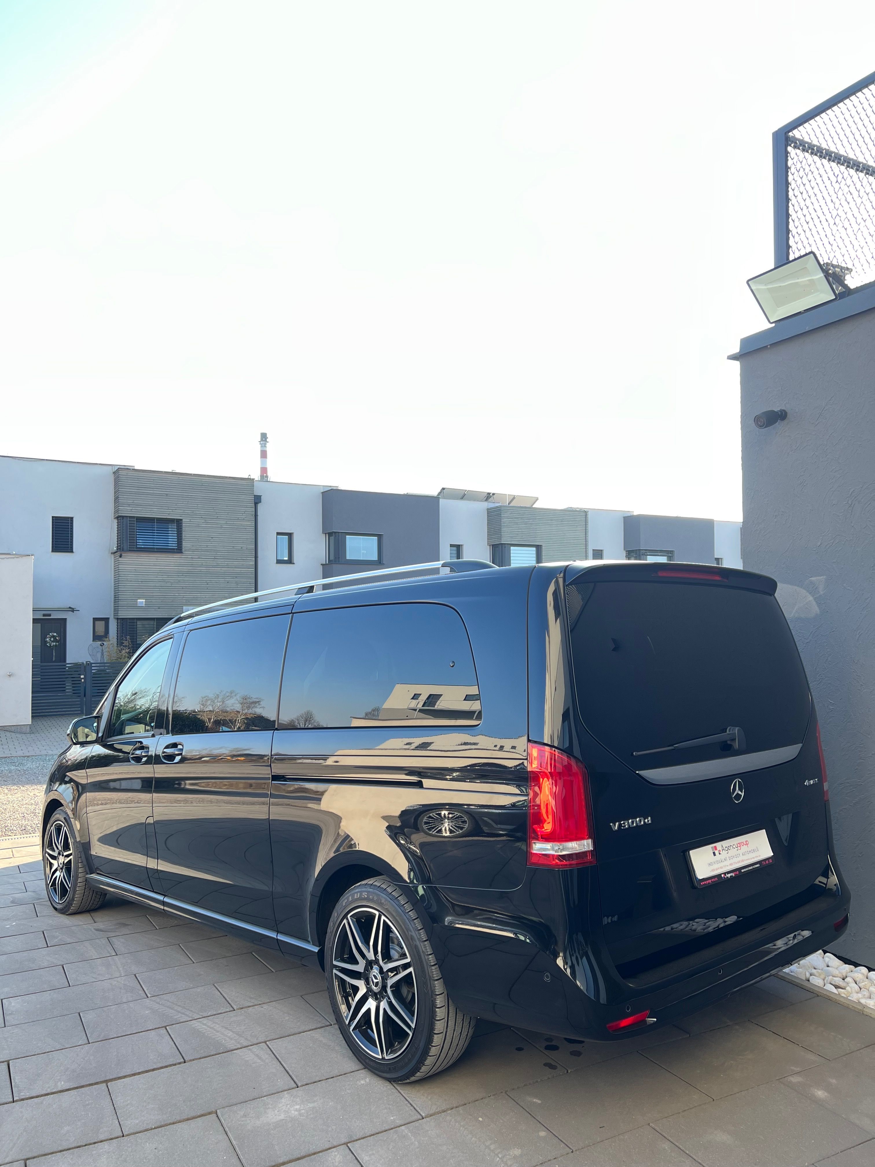 Mercedes-Benz Třídy V, 300d 4MATIC AMG EXTRA LONG DPH - fotka 5