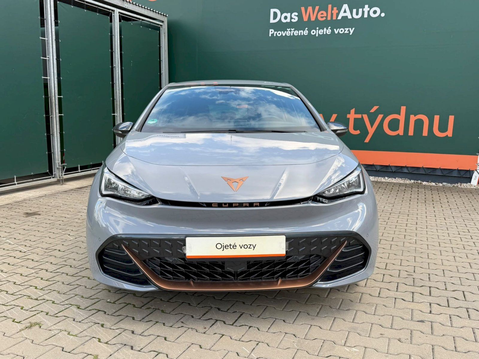 Cupra Born, 150kW / 62kWh Electric - fotka 6