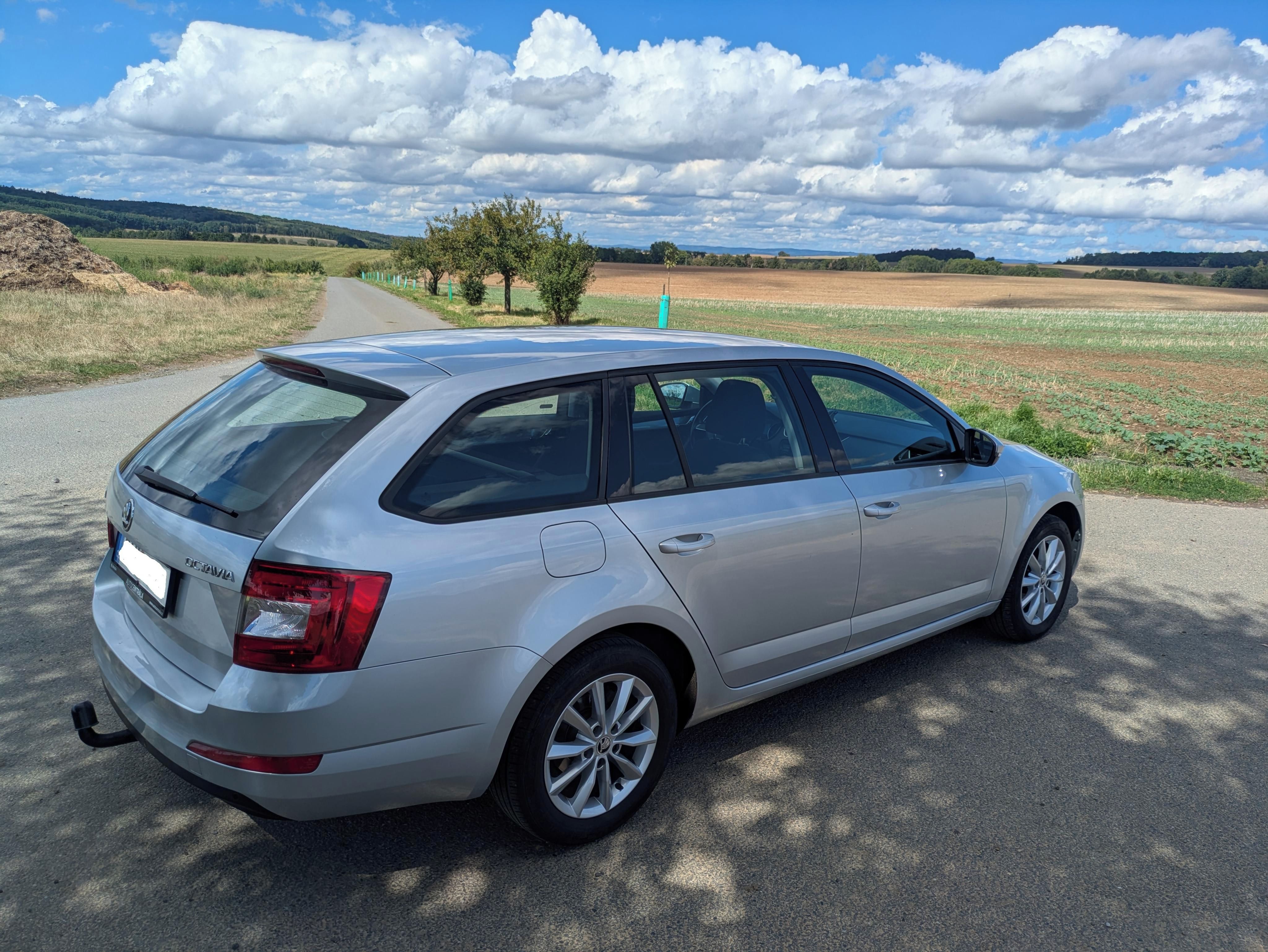 Škoda Octavia, 2.0 TDI 110 KW Manuál - fotka 3