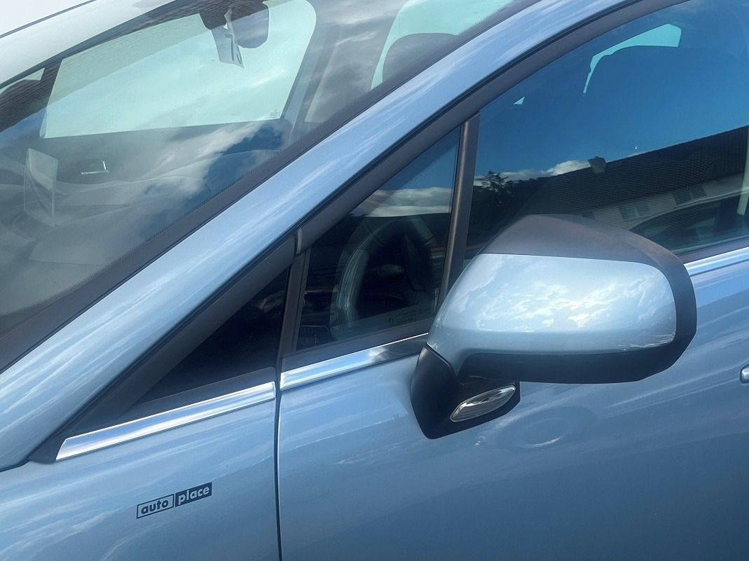 Peugeot 5008, 1.6T Navi + DVD Panorama 7míst - fotka 4