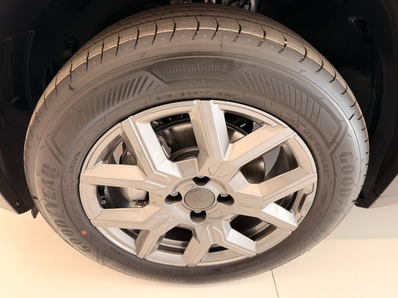 Jeep Avenger, Altitude 1.2 Turbo e-Hybrid 11 - fotka 4