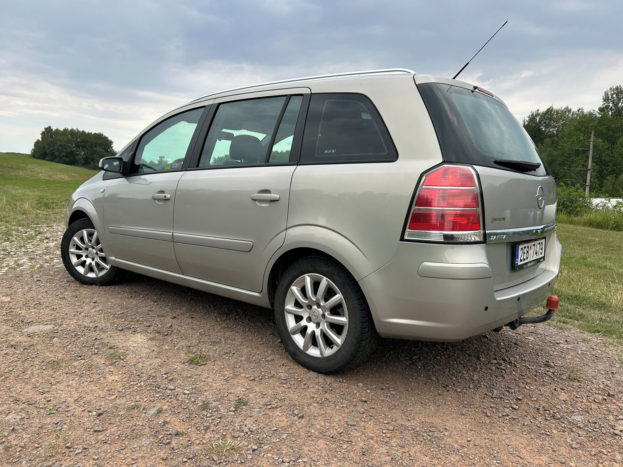 Opel Zafira, 1.9CDTi 2007 KLIMA - fotka 3