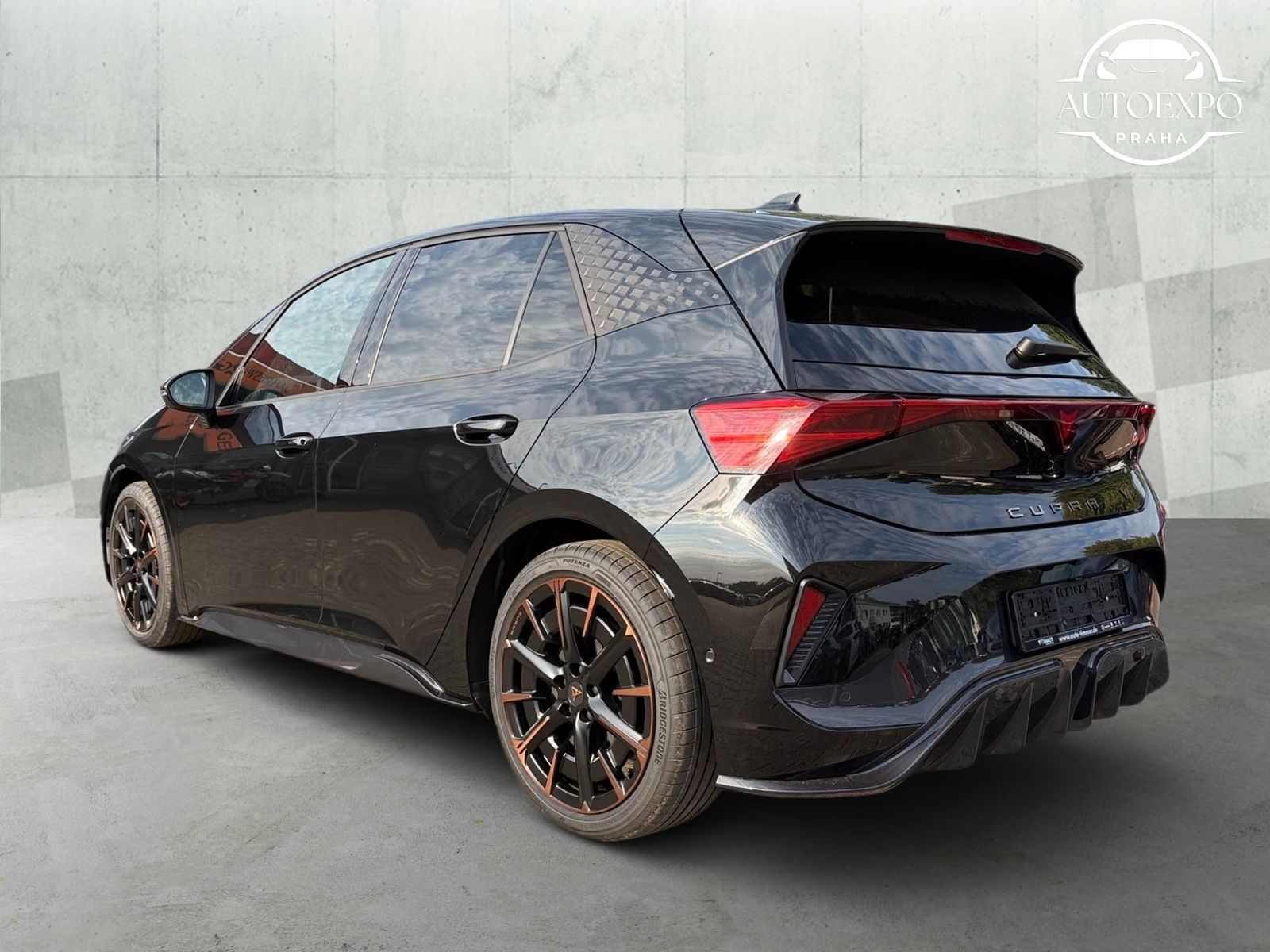 Cupra Born, VZ* 240KW (326PS)*DSG*NAVI* - fotka 4