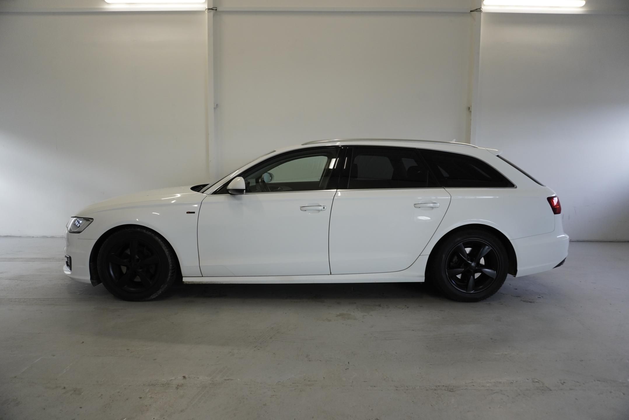 Audi A4, 2.0 TDI 140kW QUATTRO STRONIC - fotka 5