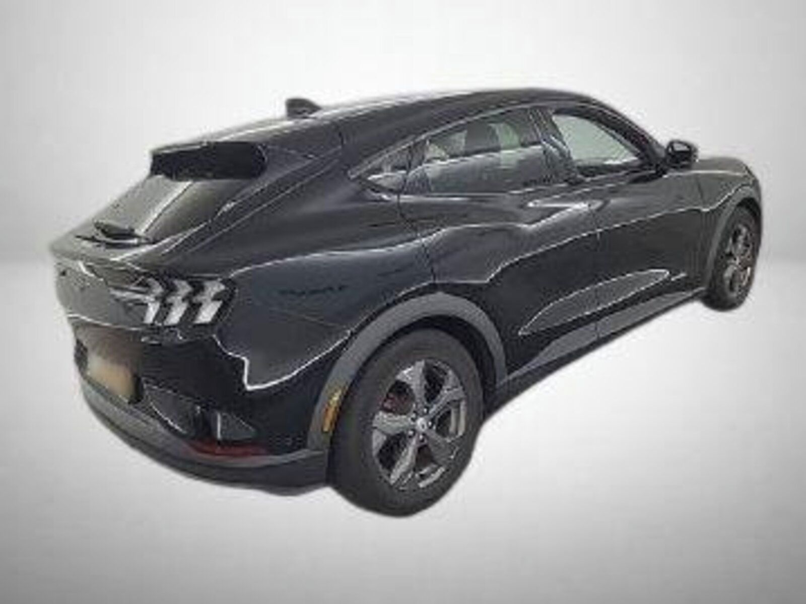 Ford Mustang Mach-E, Standard Range RWD, Automat - fotka 2