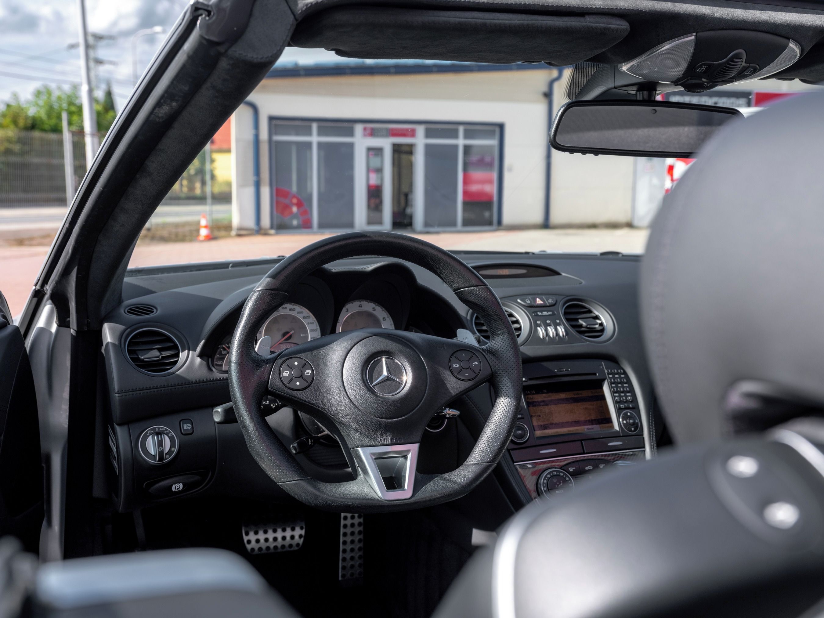 Mercedes-Benz SL, 63 AMG - fotka 5