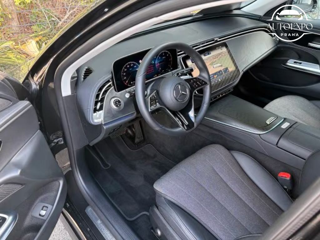 Mercedes-Benz Třídy E, 220d T AVANTGARDE *TAŽNÉ - fotka 6