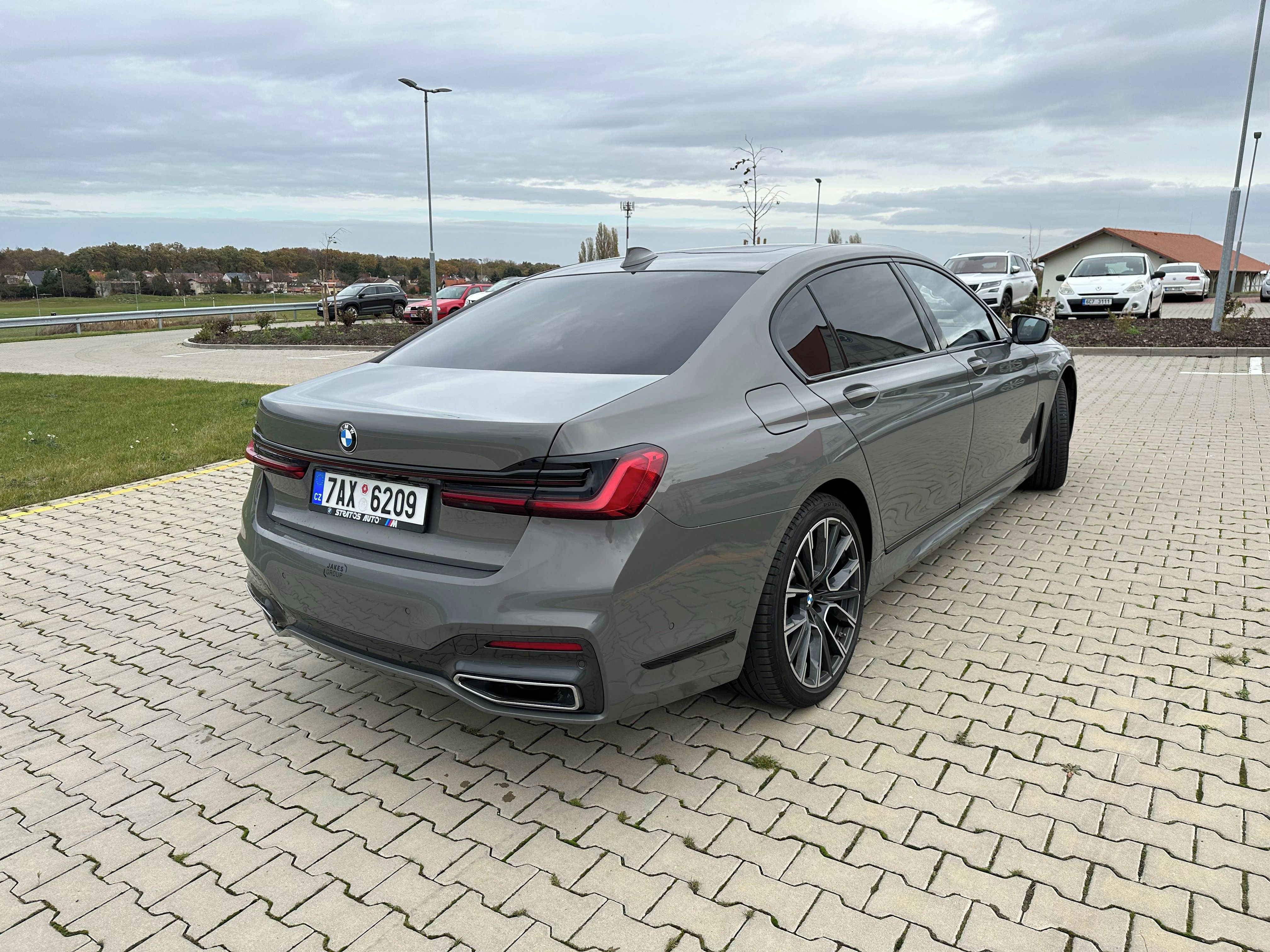 BMW Řada 7, BMW 745Le xDrive autoriz. ser. - fotka 5