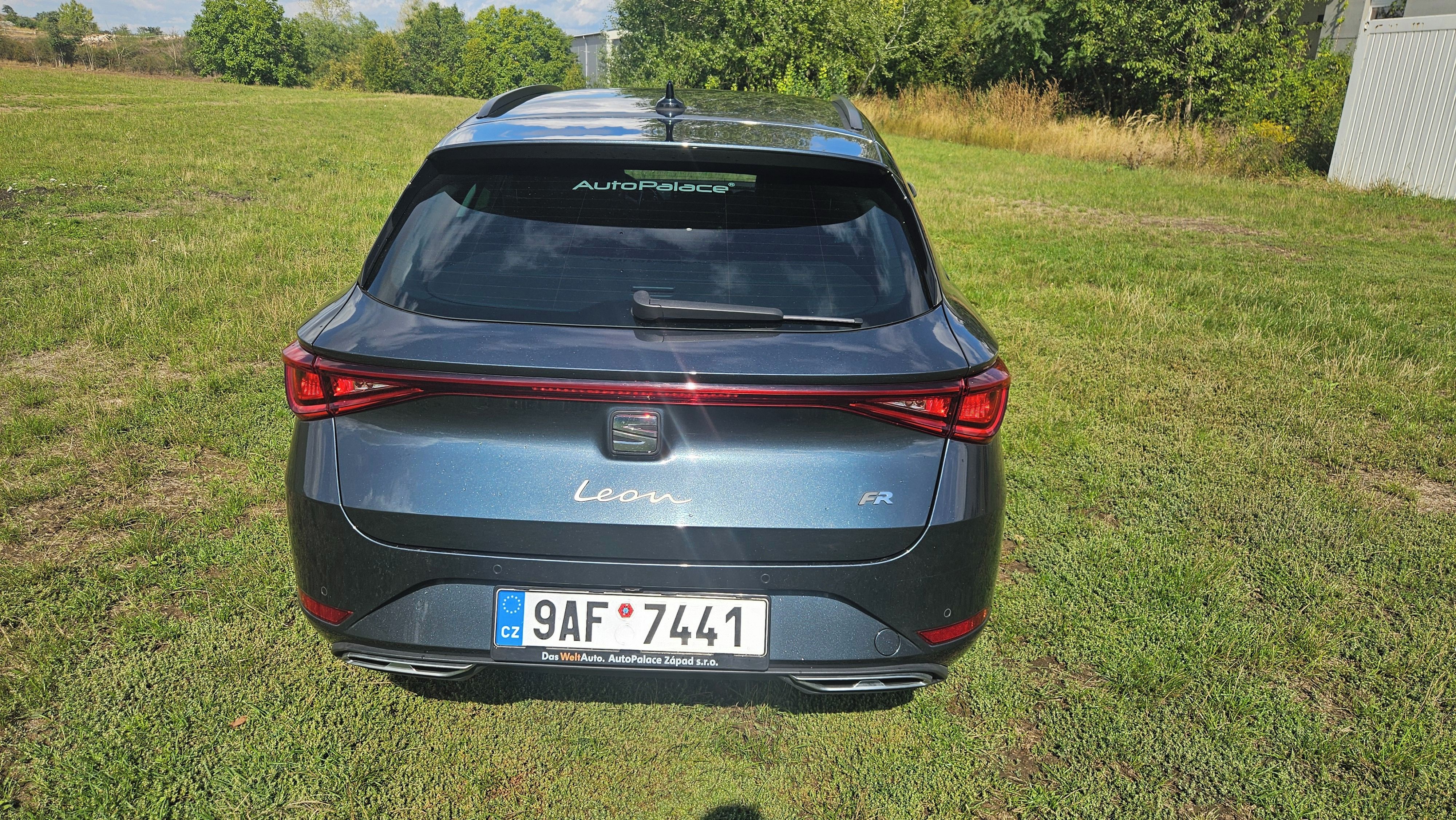 Seat Leon, 1.5 TSI FR - Servisováno - fotka 4