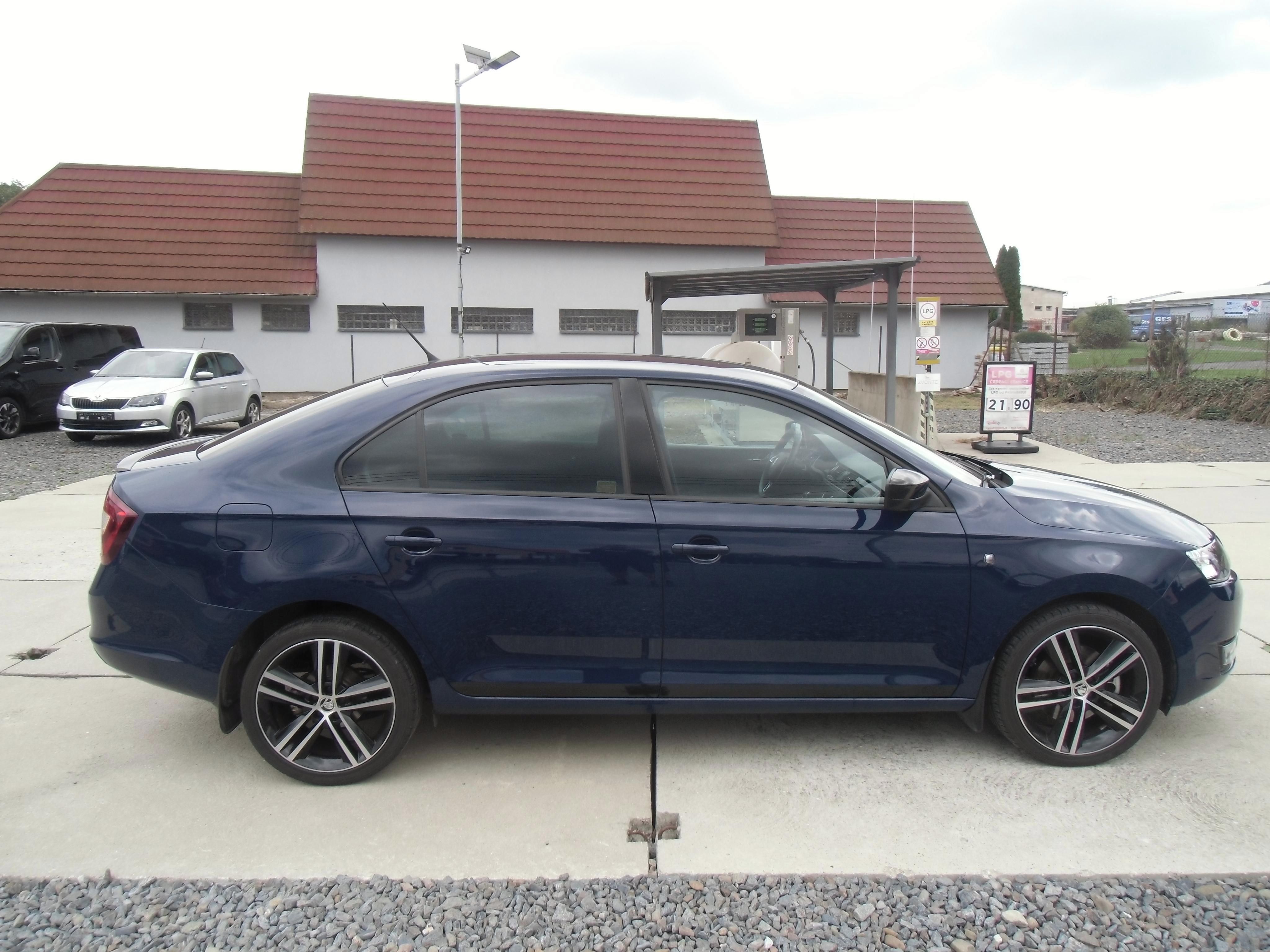 Škoda Rapid, 1.2 TSI 77kW Edition - fotka 4