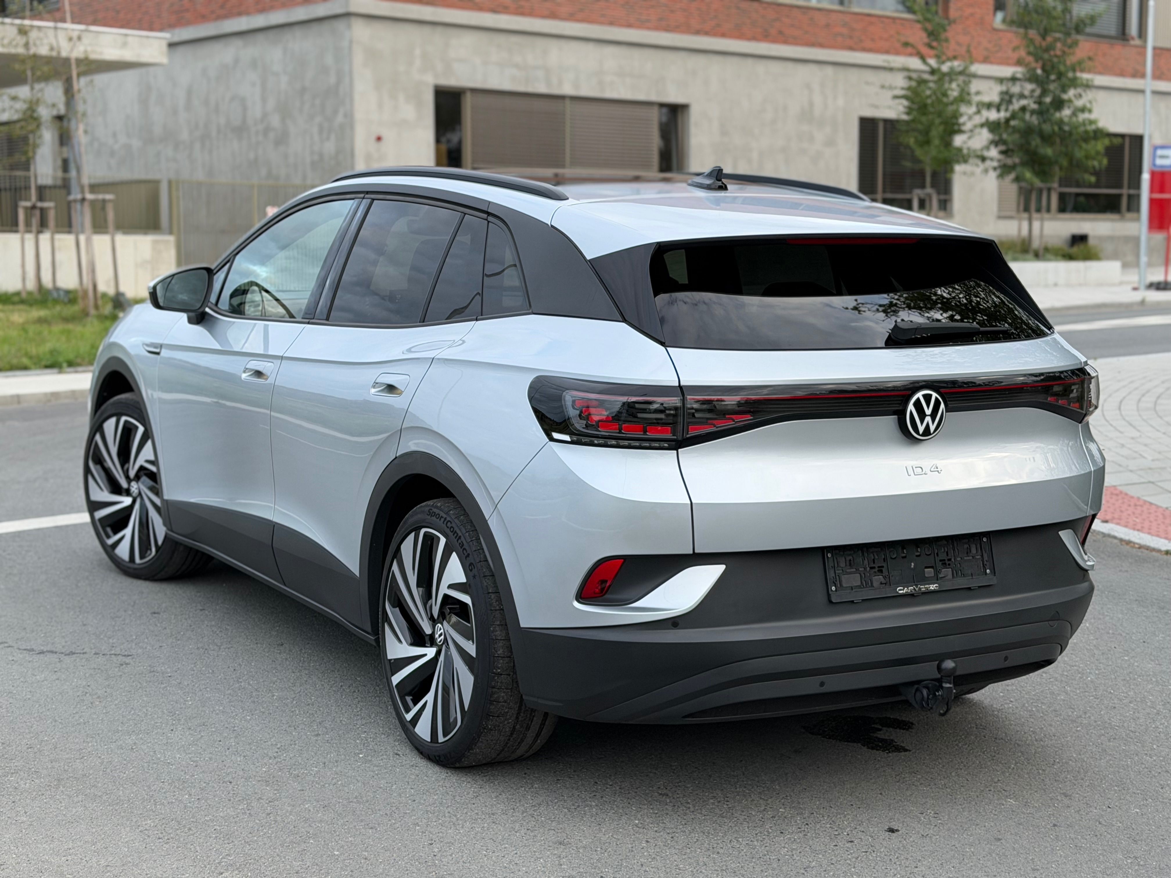 Volkswagen ID.4, KAMERA TAŽNÝ PANO TEPELKO - fotka 3
