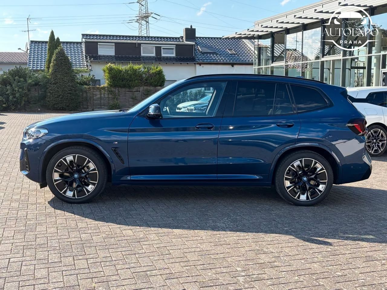 BMW iX3, Impressive*PANORAMA*TAŽNÉ - fotka 3
