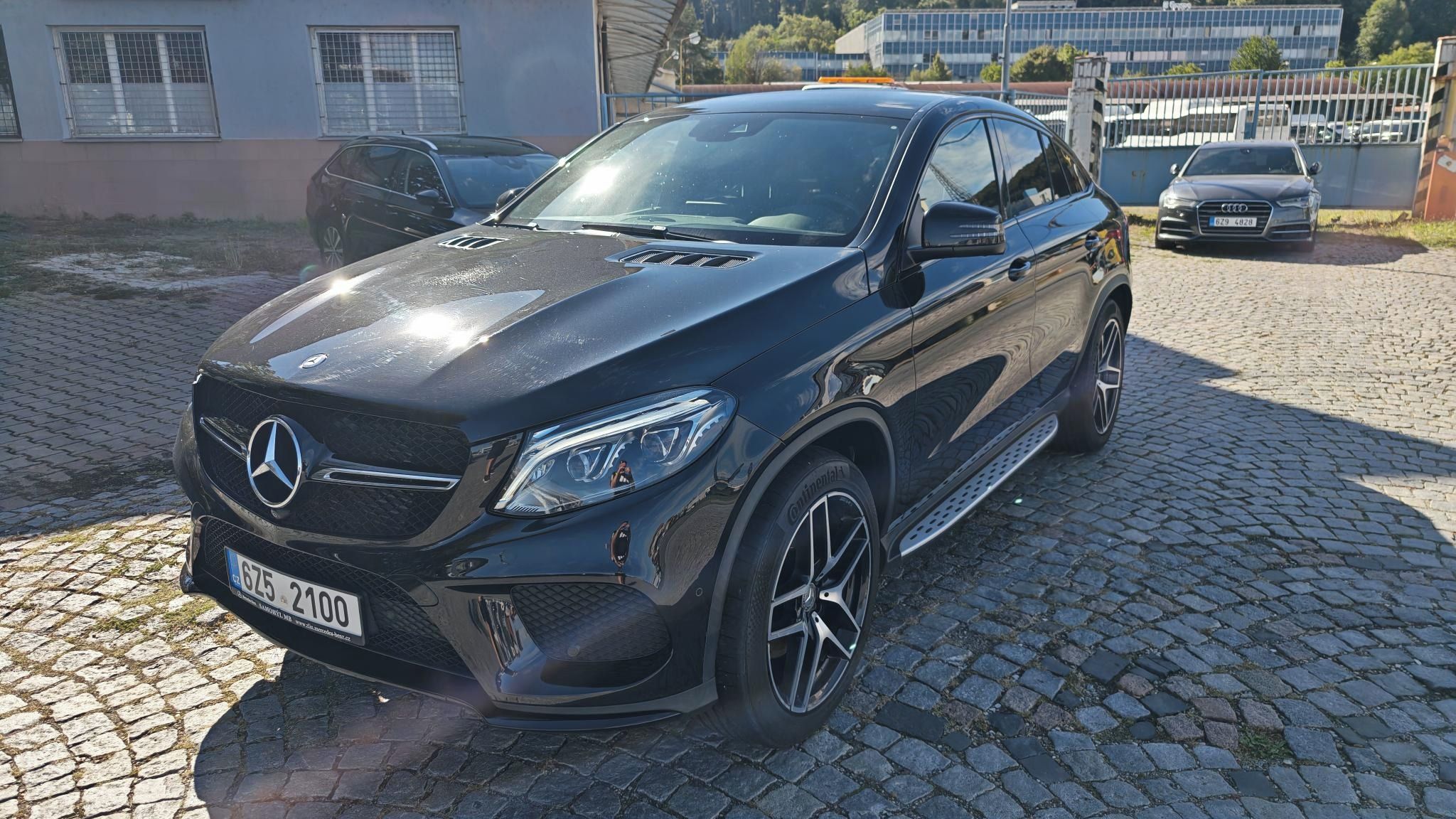 Mercedes-Benz GLE, 350D 190kW 4-Matic Coupé - fotka 3