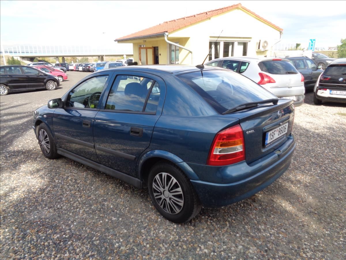 Opel Astra, 1,4 - fotka 5