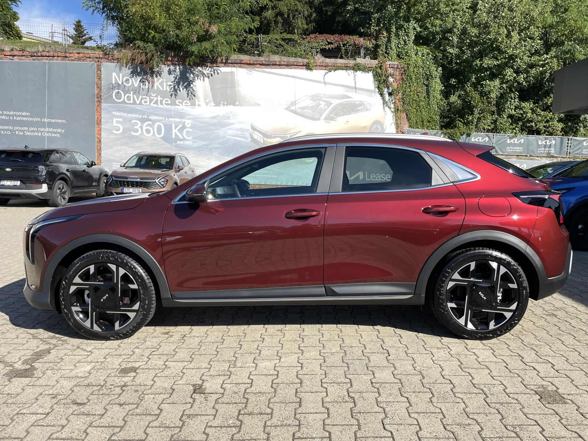 Kia XCee´d, 1,6T-GDi 7DCT TOP 2027 - fotka 6