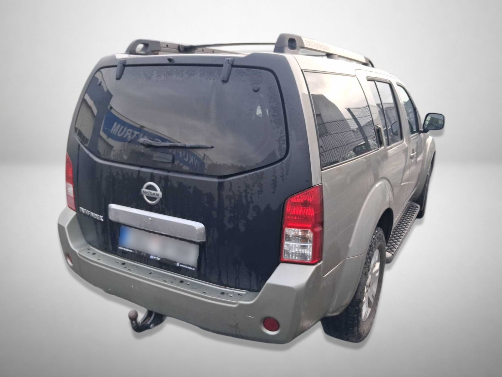 Nissan Pathfinder, 2.5 dCi, 4X4, Kožené sedačky - fotka 2