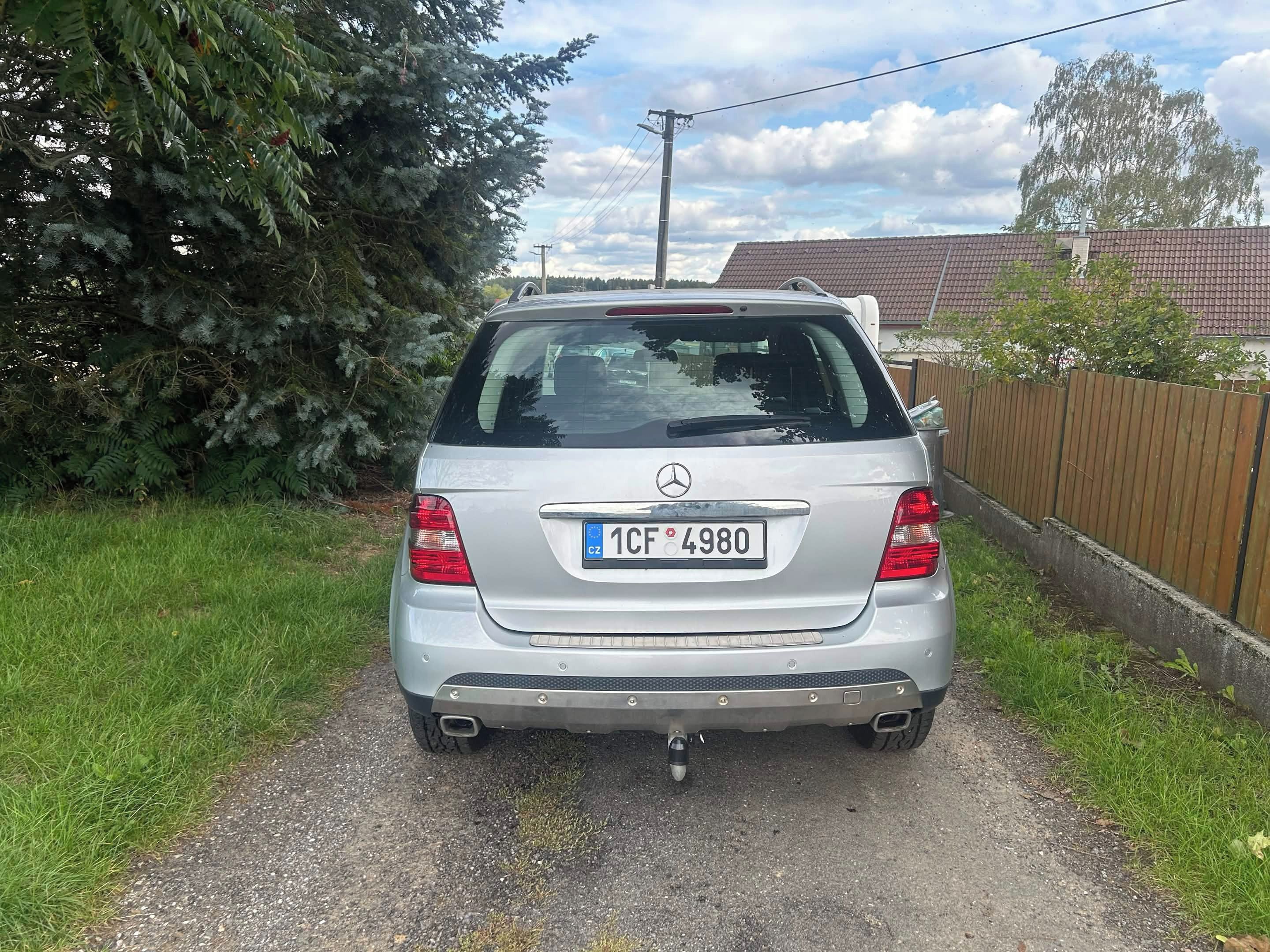 Mercedes-Benz ML, *280 CDI* 4X4 *AIRMATIC* - fotka 5