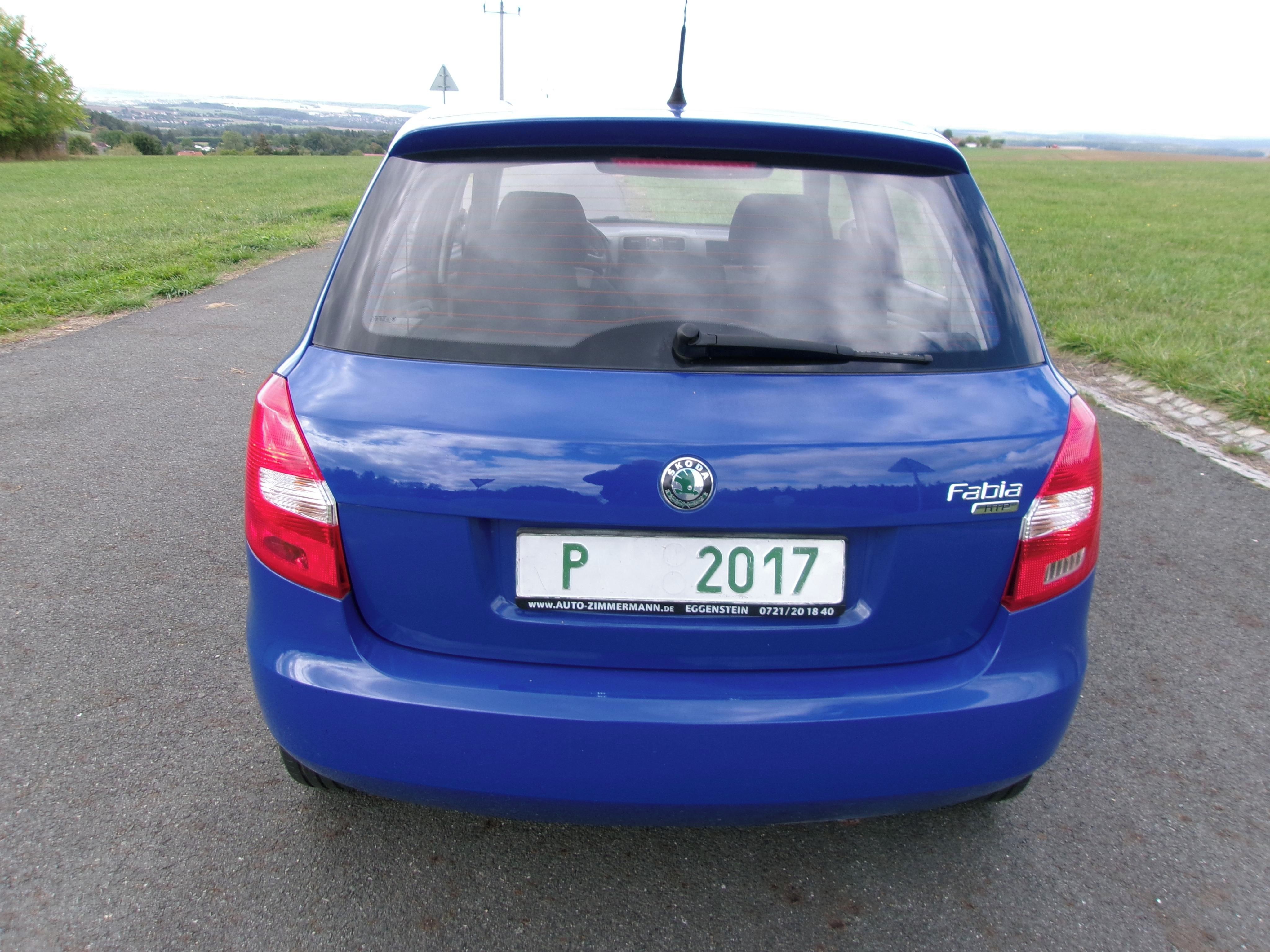 Škoda Fabia, 1,2 44KW nová STK - fotka 4