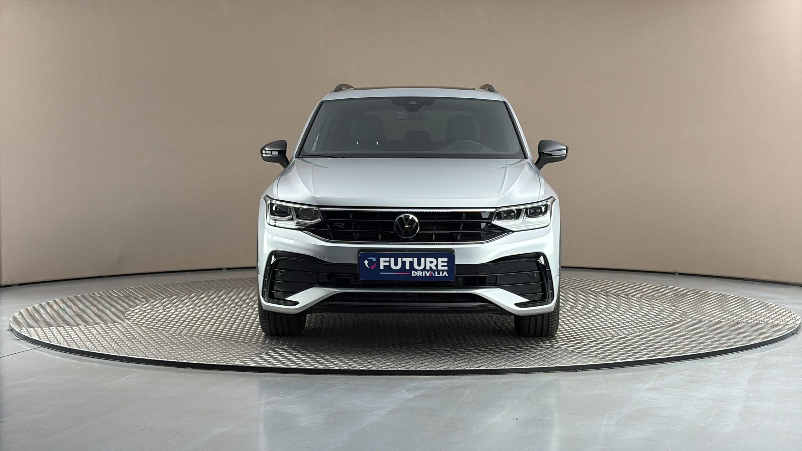 Volkswagen Tiguan, 1.4 TSI PHEV DSG R-Line - fotka 3