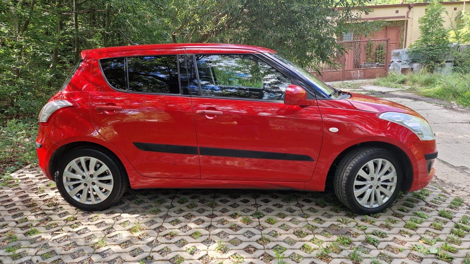 Suzuki Swift, 1.2 (2013) - fotka 3