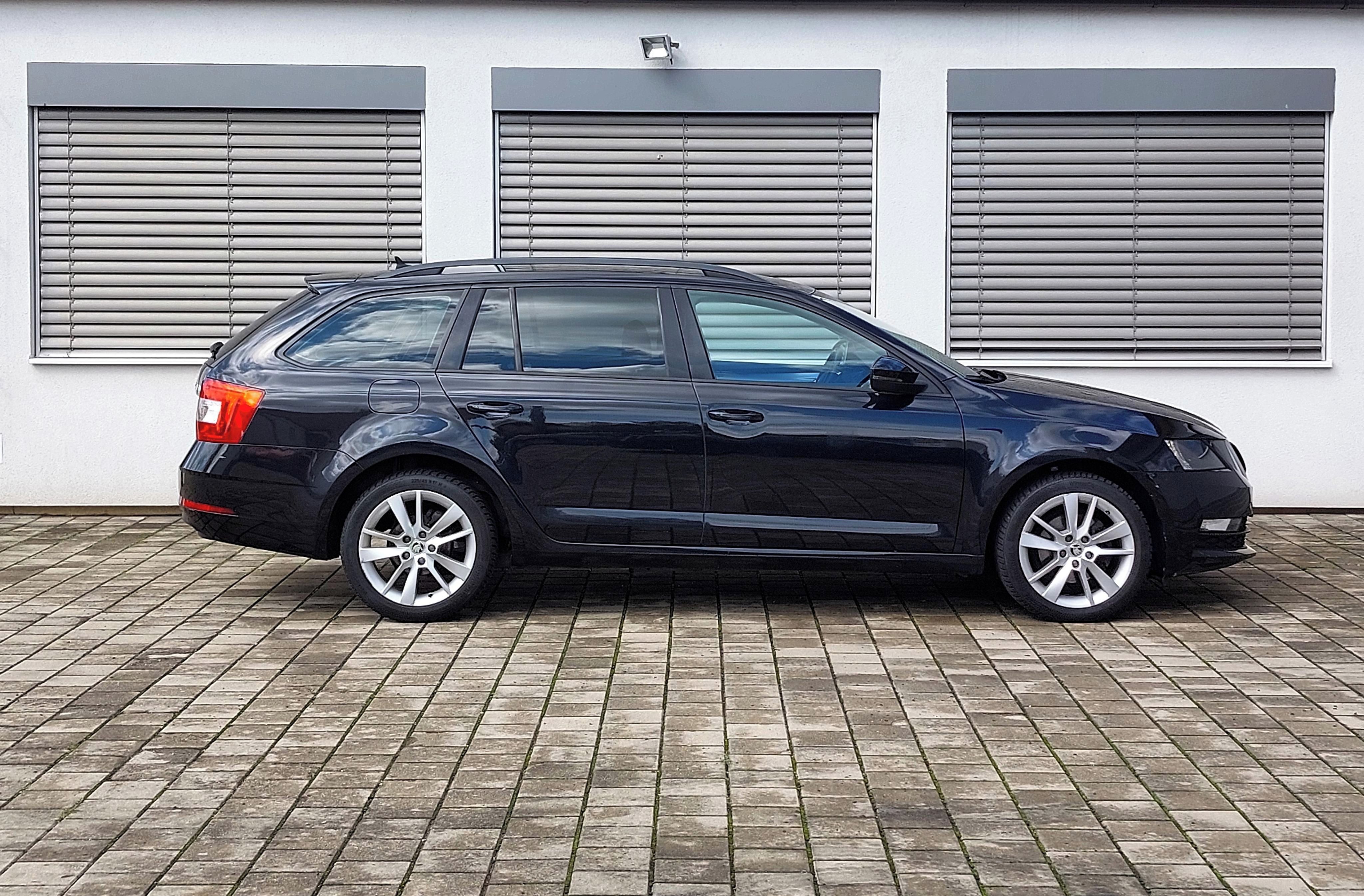 Škoda Octavia, 1.9 TDI, 110 kW - fotka 4
