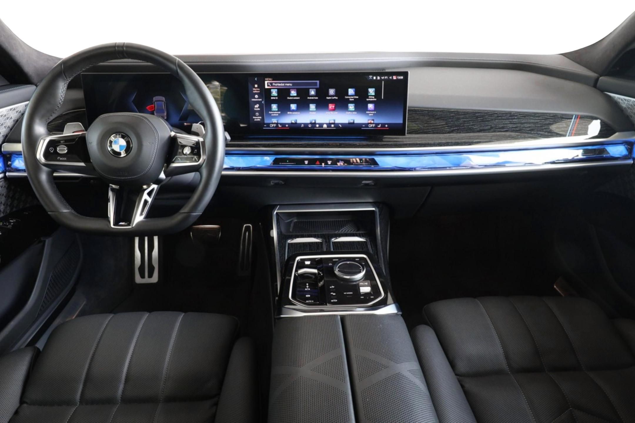 BMW Řada 7, 740d xDrive Sedan - fotka 5
