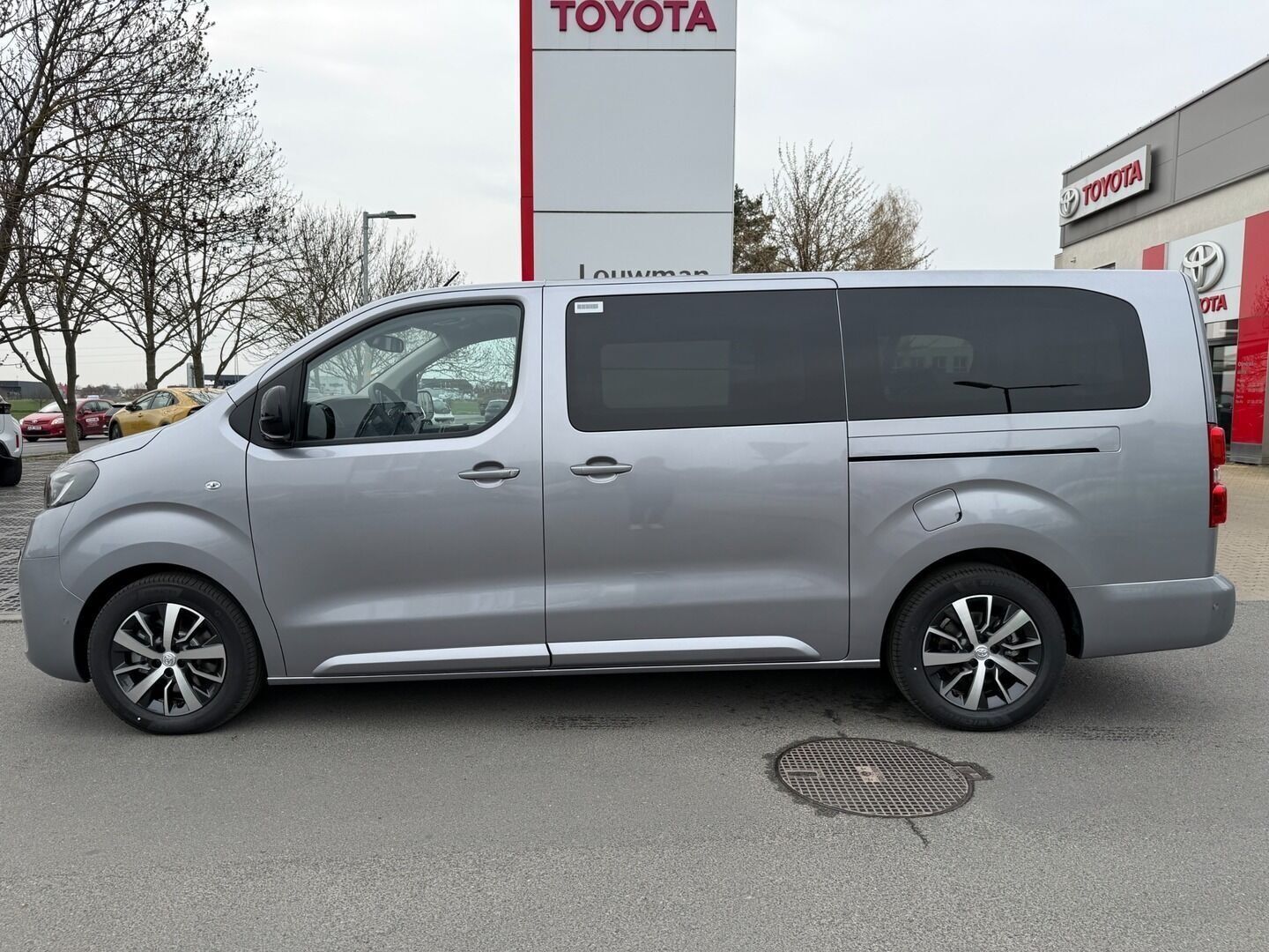 Toyota Proace Verso, L1 2.2D MAN6 Business Comfort - fotka 3