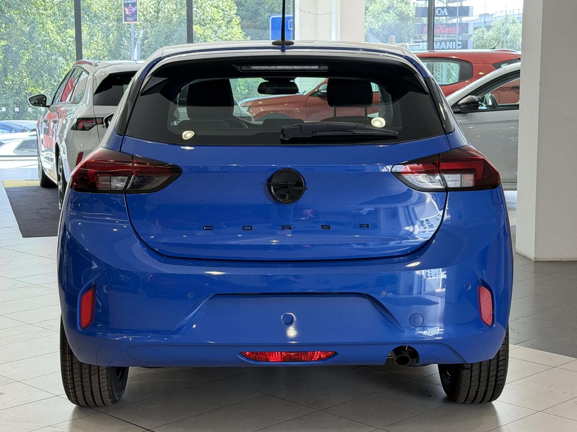 Opel Corsa, VIP EDITION 1.2 TURBO - fotka 5