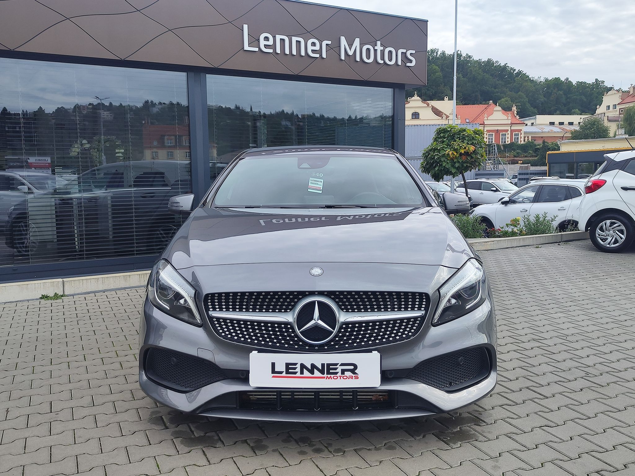 Mercedes-Benz Třídy A, A200/100kW 4Matic AT - fotka 2