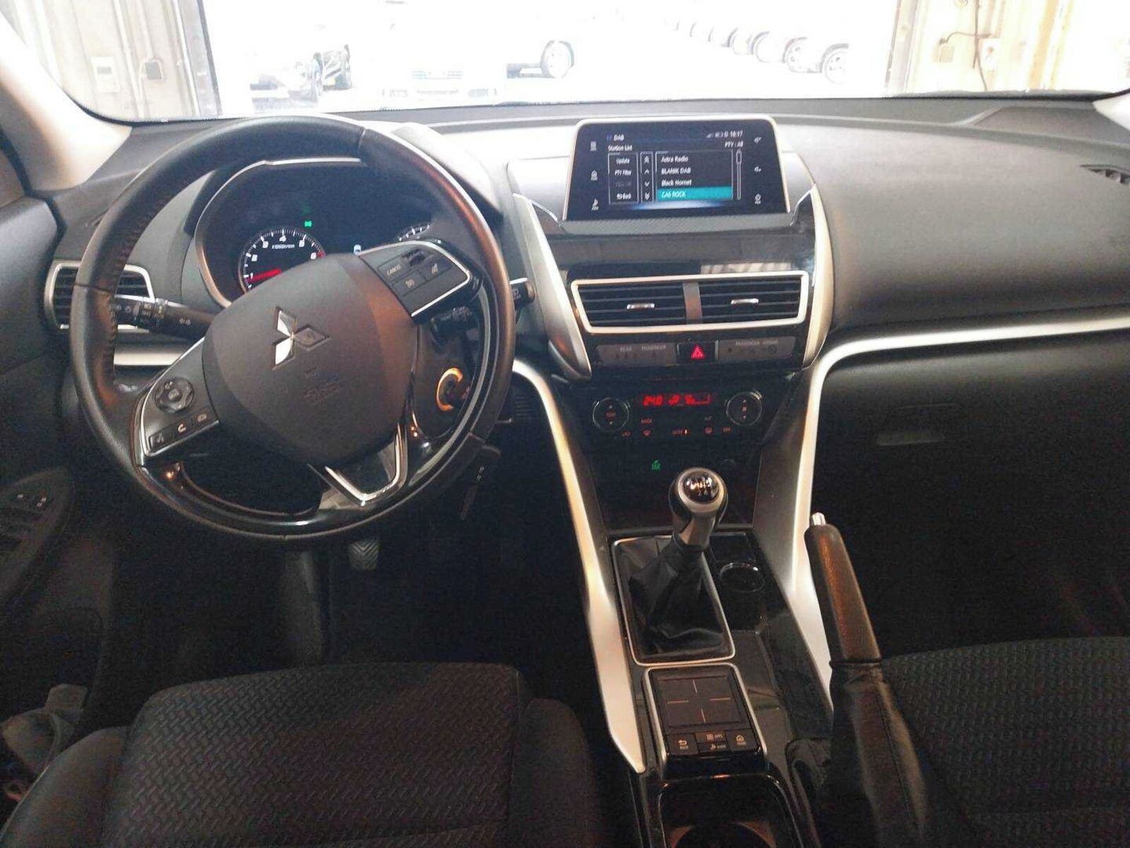 Mitsubishi Eclipse Cross, 1.5 T-MIVEC, Serv.kniha - fotka 3