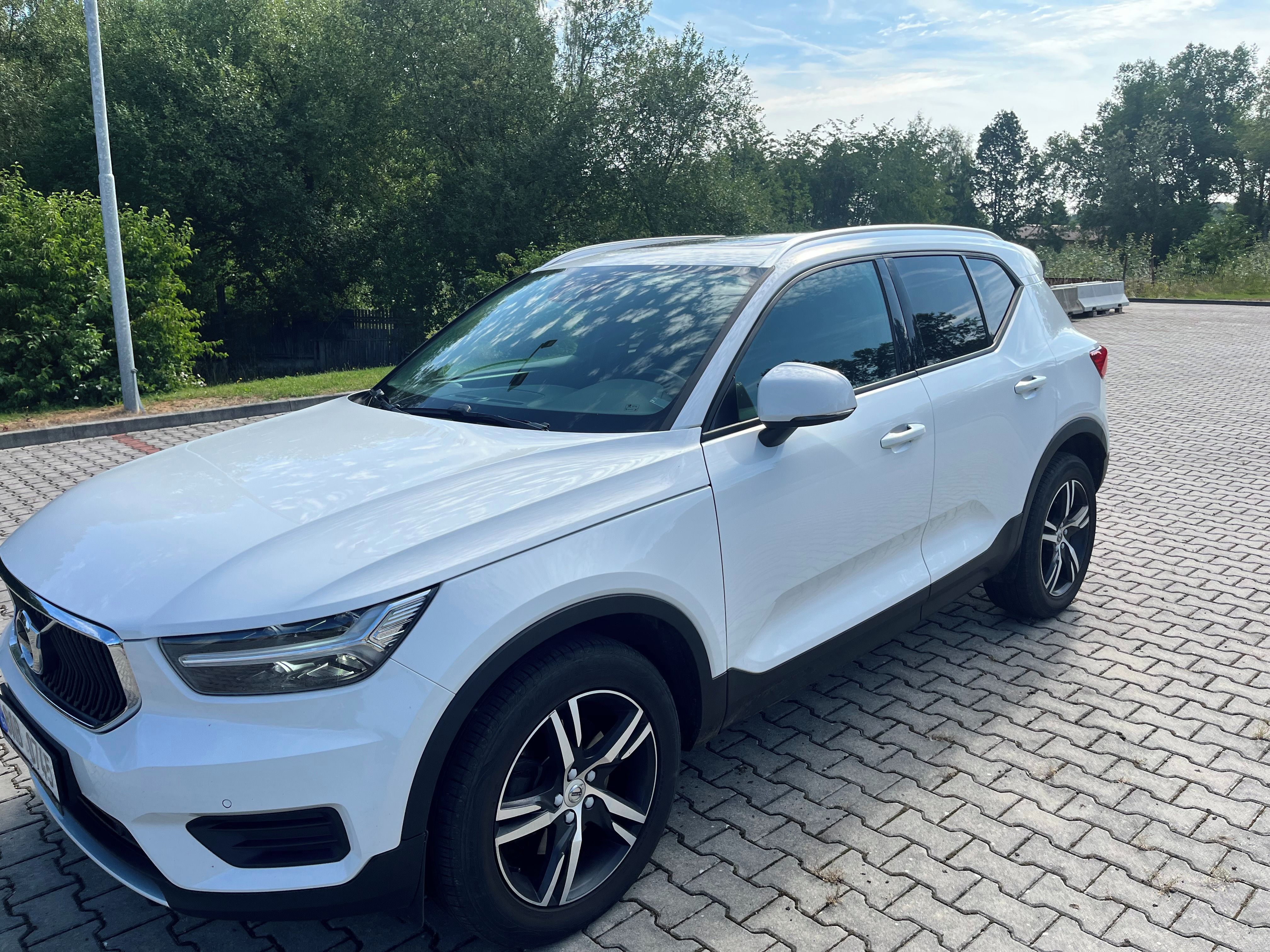 Volvo XC40, Volvo XC40 T4 AWD 2.0 140kw - fotka 5
