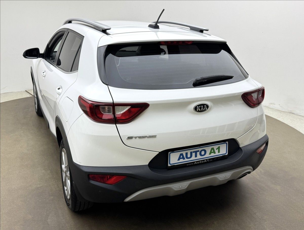 Kia Stonic, 1,4 i SERVIS KAMERA 2X KOLA ČR - fotka 6