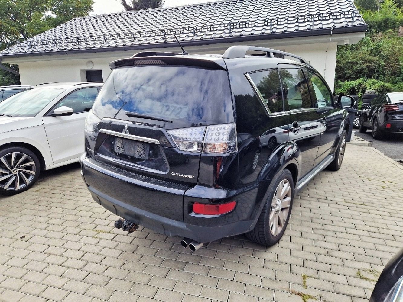 Mitsubishi Outlander, 2.2 DI-D (130 kW), 4x4 - fotka 4