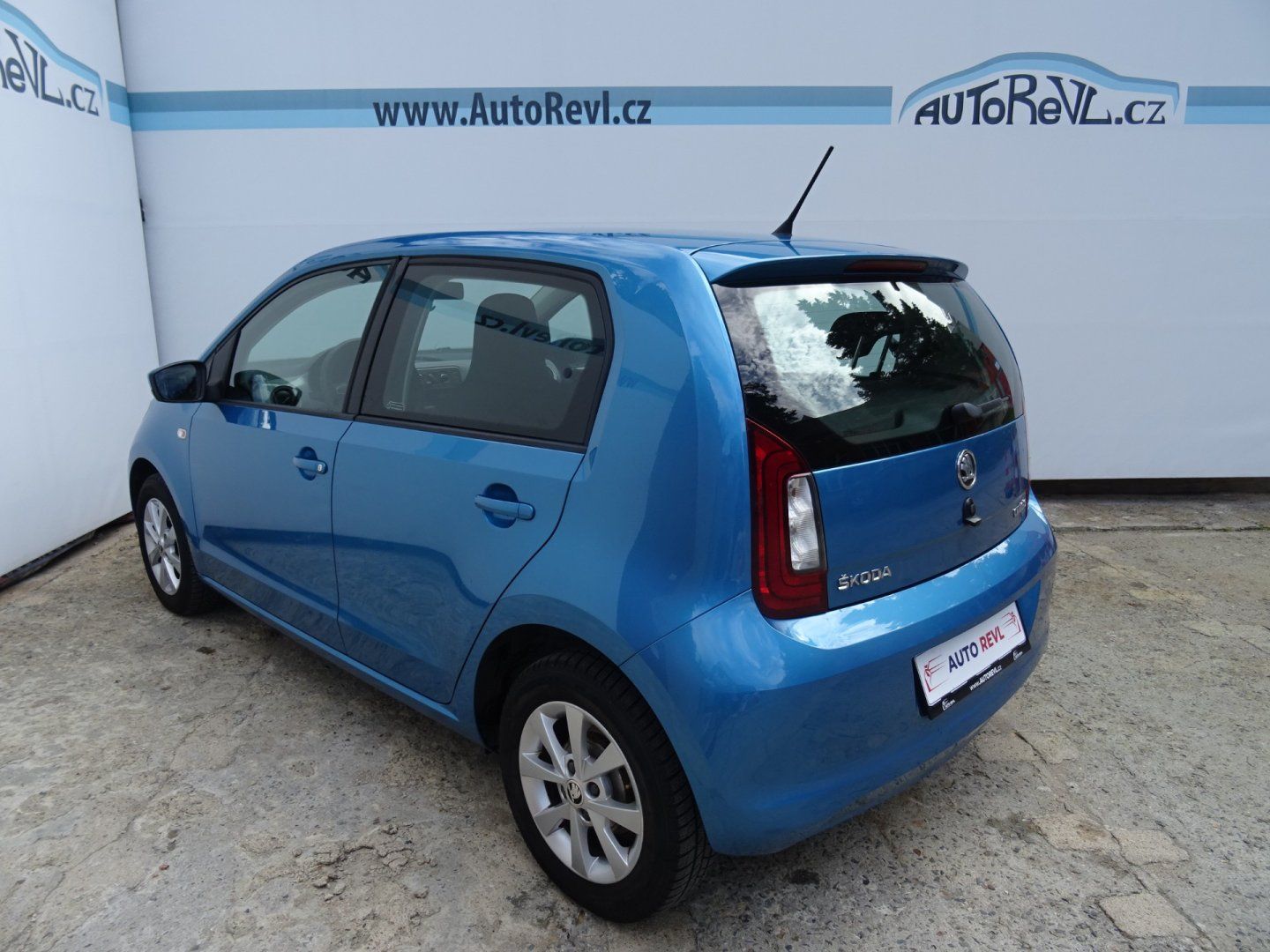 Škoda Citigo, 1.0MPi,NovéČR,klima,ALU - fotka 3