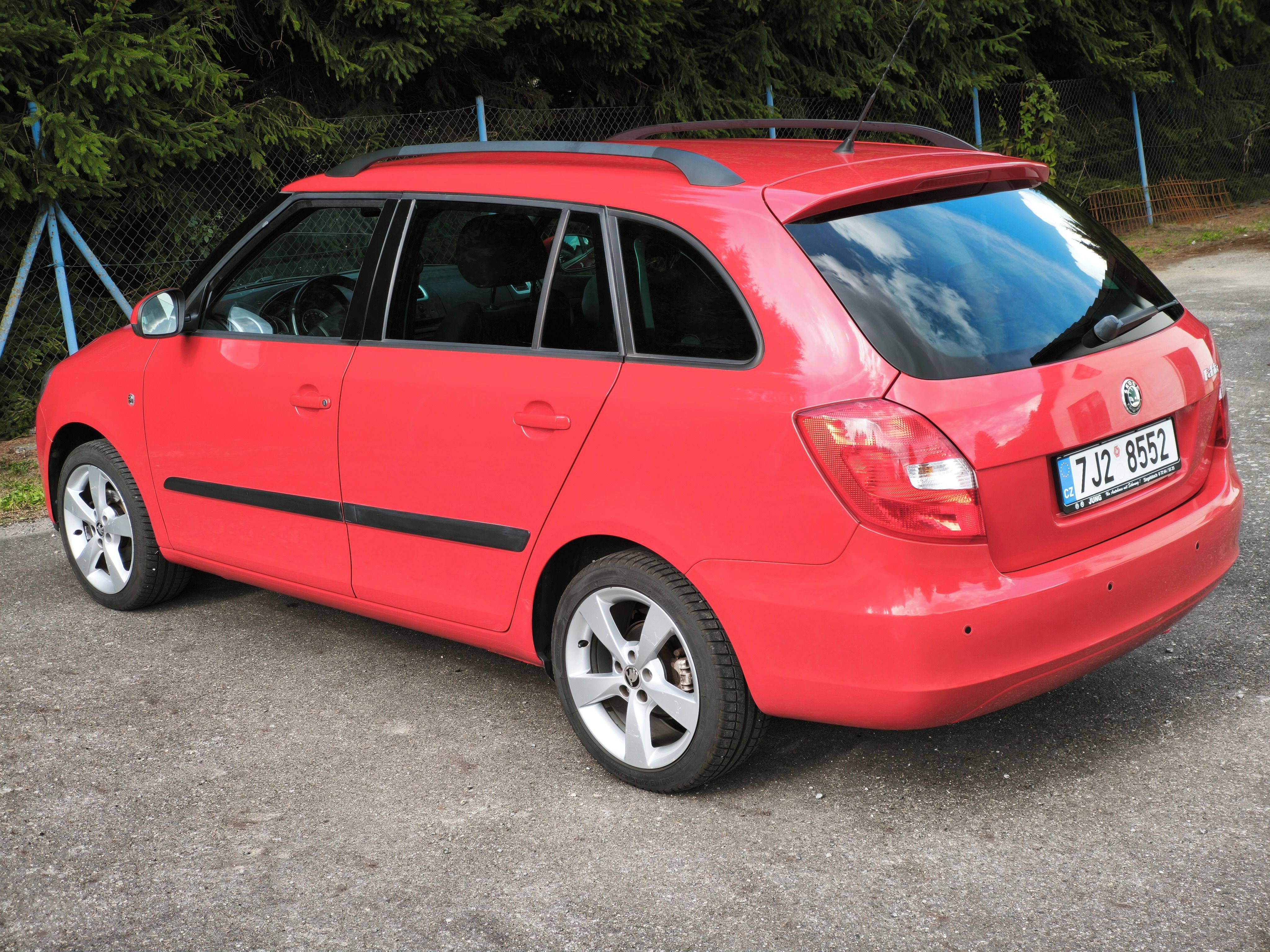 Škoda Fabia, Škoda Fabia Combi Sport 1.6 - fotka 3