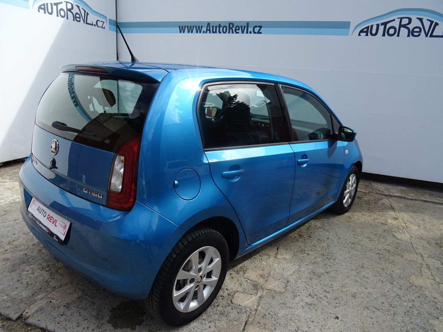 Škoda Citigo, 1.0MPi,NovéČR,klima,ALU - fotka 4