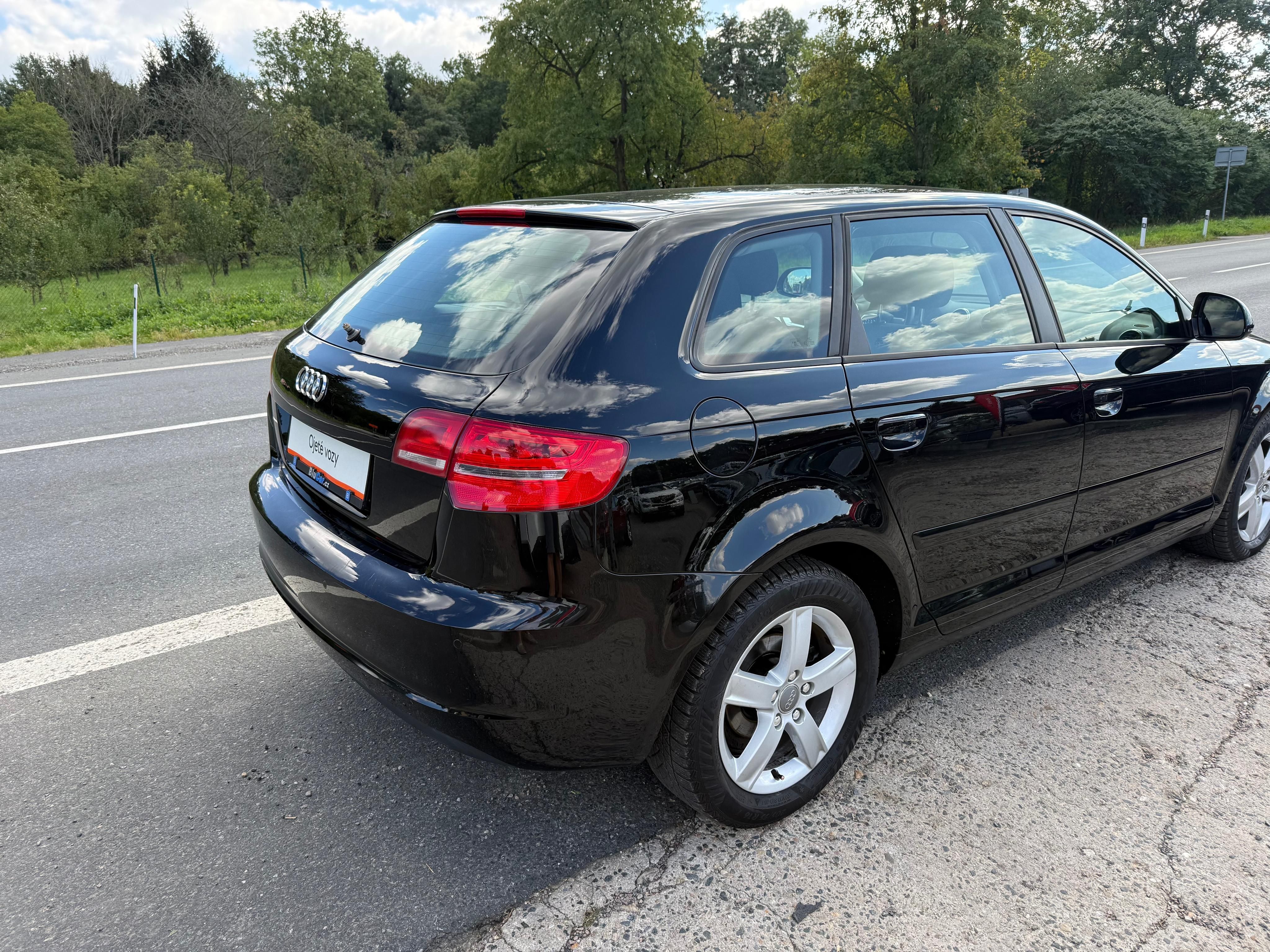 Audi A3, 2.0TDi Sportback Led Xenon - fotka 4