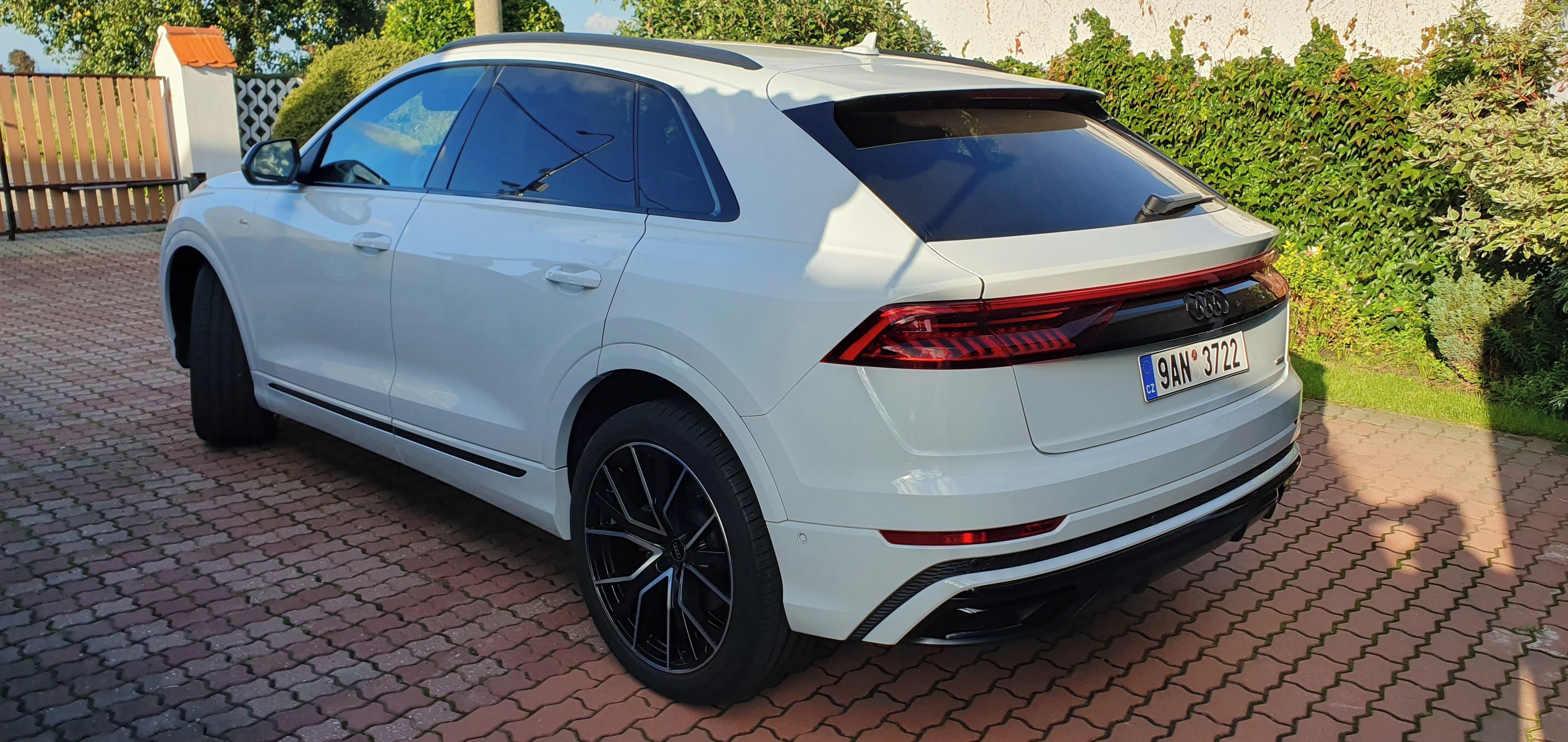 Audi Q8, AUDI Q8 50TDI S LINE QUATTRO - fotka 5