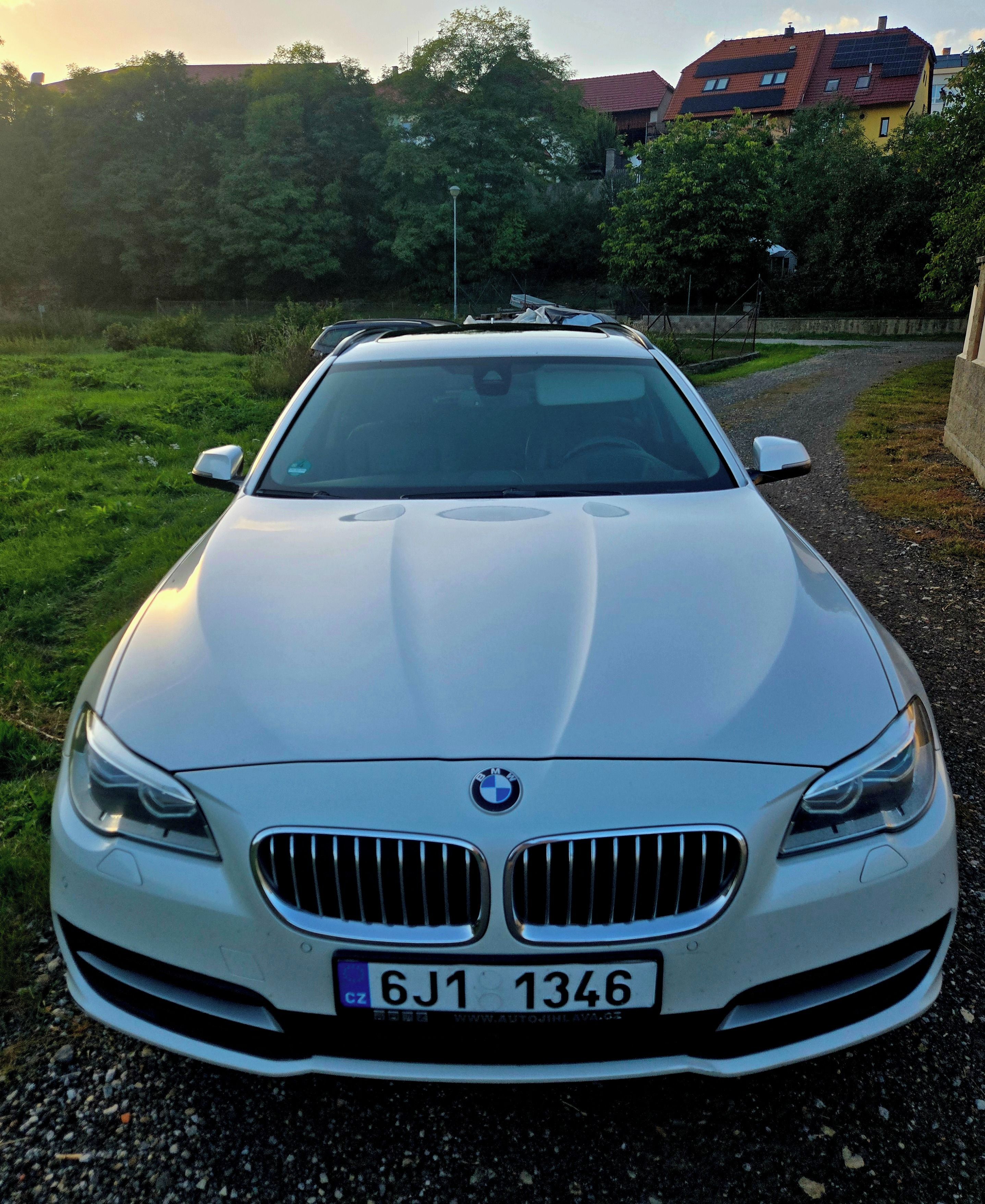 BMW Řada 5, 530XD 190KW - fotka 3