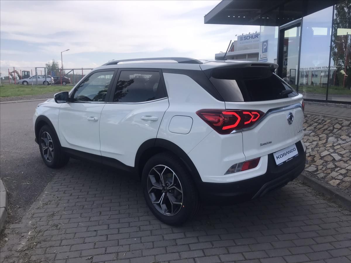 KGM Korando, 1.5 KORANDO  TURBO GDI CLUB 2W - fotka 4